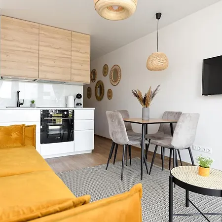 Apartman Zalia Kopa Su Baseinu, Sventoji