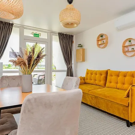 Apartment Zalia Kopa Su Baseinu, Sventoji Palanga